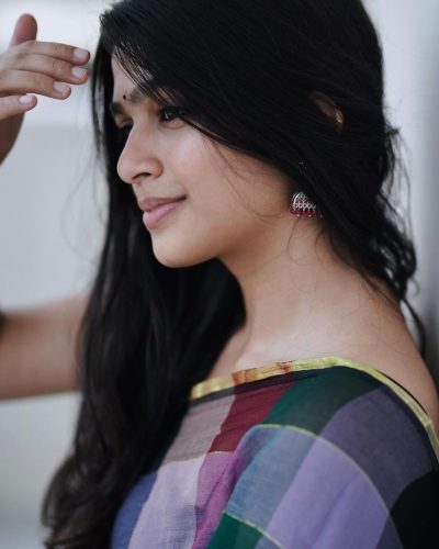 ananthika-sanilkumar-photoshoot-gallery-images-12